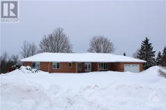 Real Estate -   28 SOUTH POINT DRIVE, Smith Falls, Ontario - 