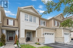 Real Estate -   111 LOCHNAW PRIVATE, Ottawa, Ontario - 