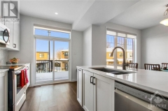 Real Estate -   135 ATWELL PRIVATE, Kanata, Ontario - 