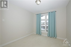 Real Estate -   616 GUERNSEY PLACE, Gloucester, Ontario - 